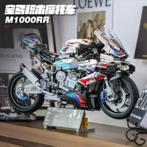 BMW motor TOY m1000rr bricks